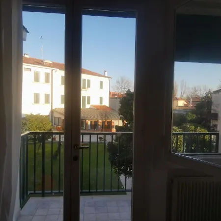 Orio E Beatrice Λίντο της Βενετίας